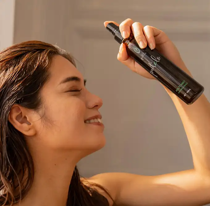 Tuyệt Chiêu Giữ Nếp Tóc Mái Bồng Bềnh Cả Ngày Chỉ Với 1 Phút Sấy