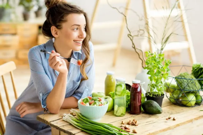 Ăn gì để mọc tóc nhanh và dày? Gợi ý 5 nhóm thực phẩm dinh dưỡng tốt cho tóc